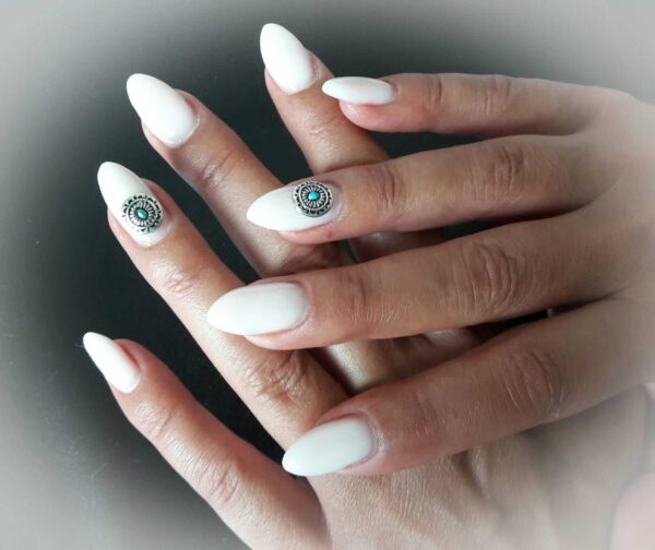 Nageldesign Schulung mit Zertifikat Model 1